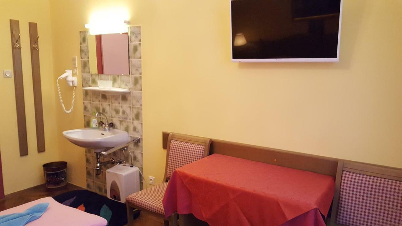 Hotel Alte Post Krems 外观 照片