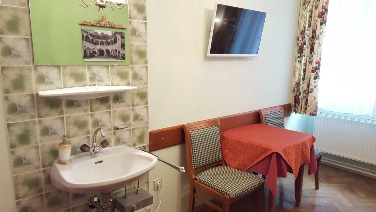 Hotel Alte Post Krems 外观 照片