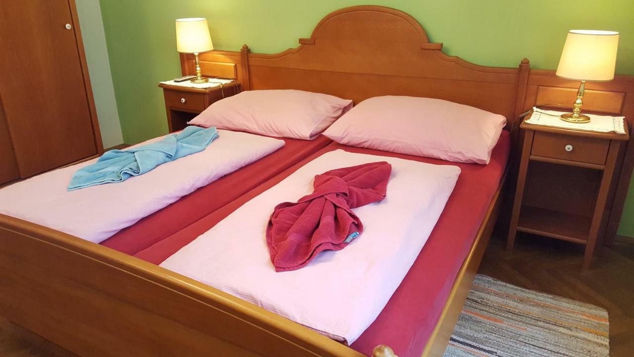 Hotel Alte Post Krems 外观 照片